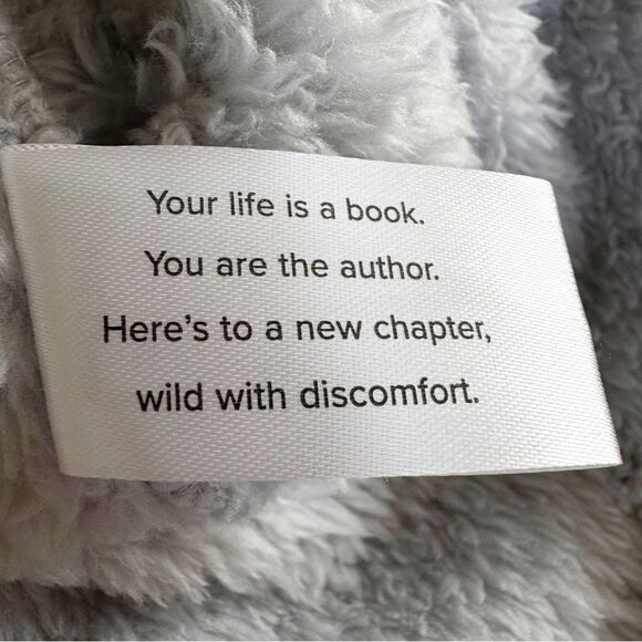 NWT Seek Discomfort Grey Sherpa Hoodie Unisex Size M - Picture 11 of 11